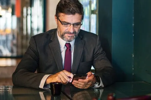 Seniors on Social Media: Take a Break